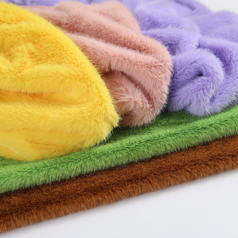 Sewing Fabric - قماش فرو صناعي عالي ومنخفض الوبرة،