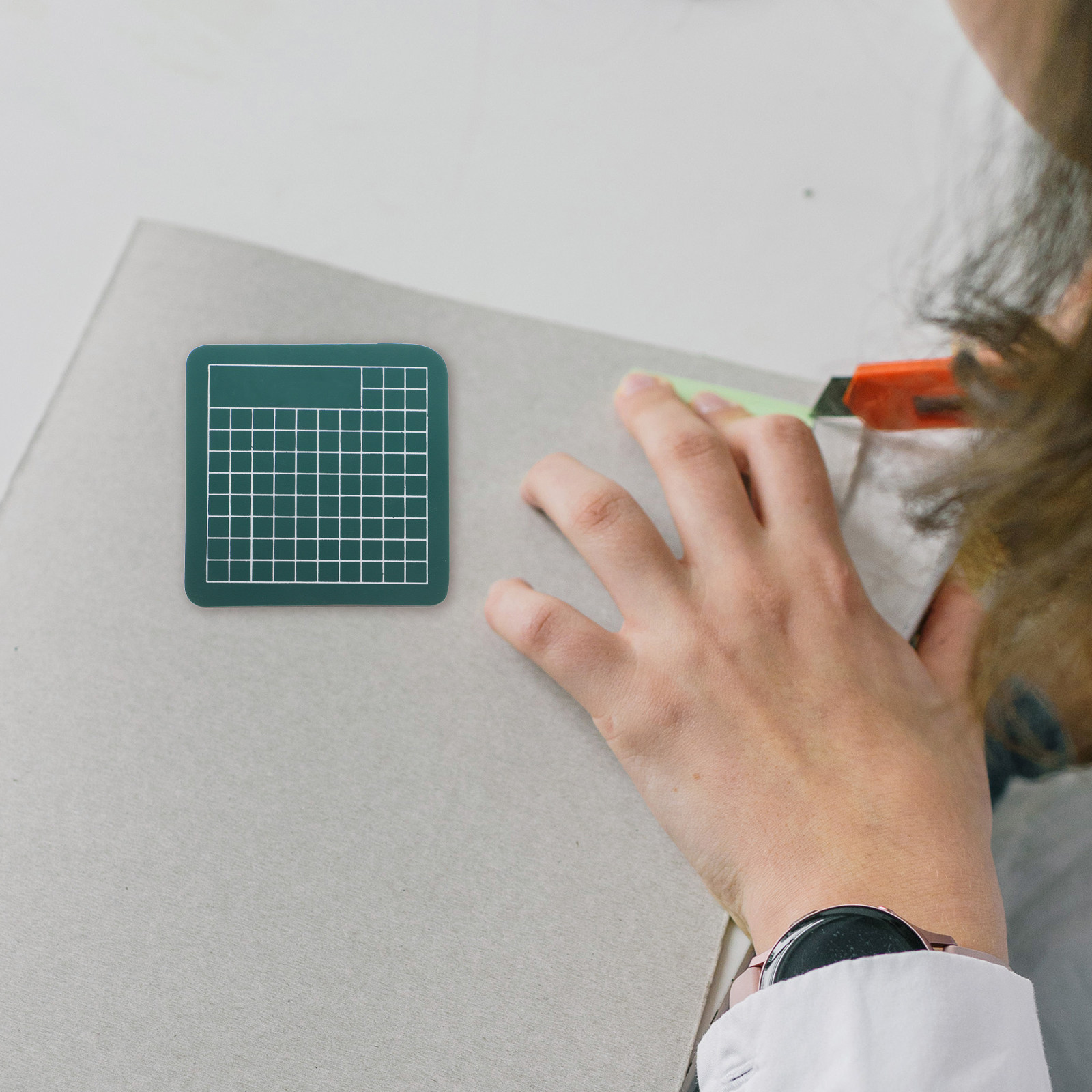 بساط قطع صغير 6x6 سم ذاتي اللص - مراجعة Cutting Mat Self Heal وسعره
