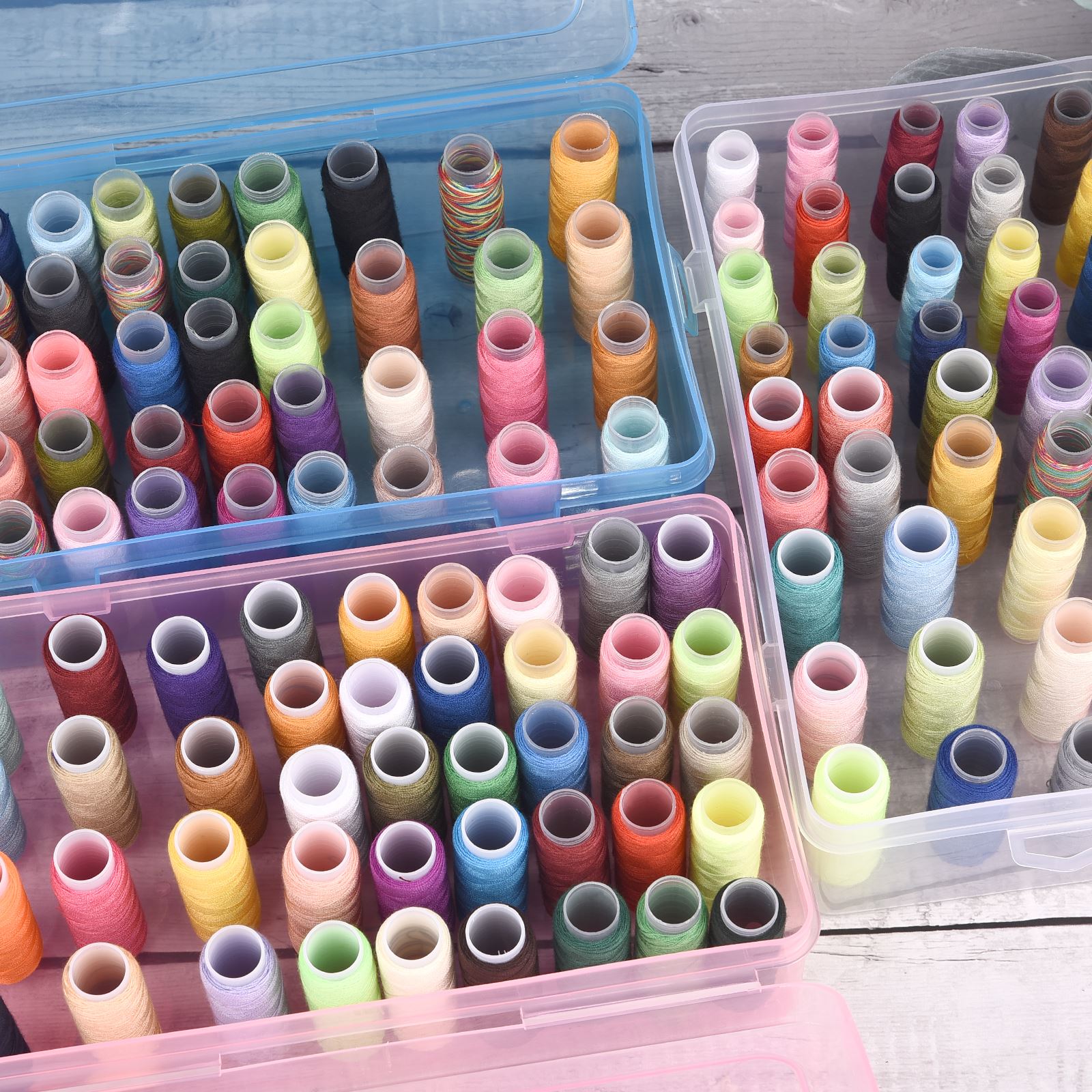 42 محور خيوط الخياطة صندوق بكر - مراجعة Bobbin Organizer Box وسعره